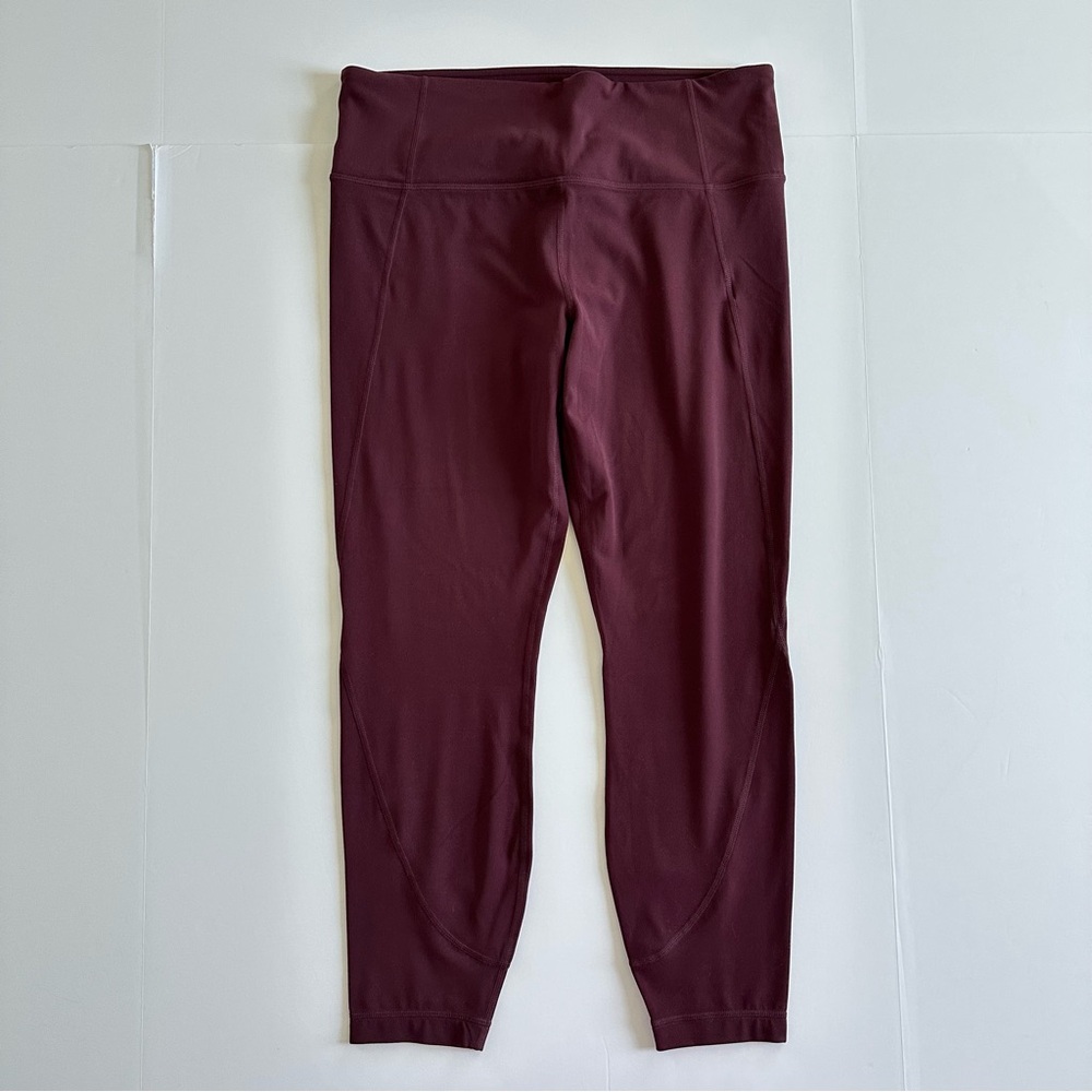 Athleta Elation 7/8 Tight in burgundy | L | EUC